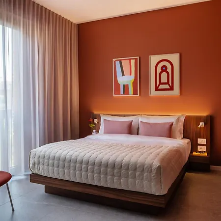 Numa Trastevere 4*